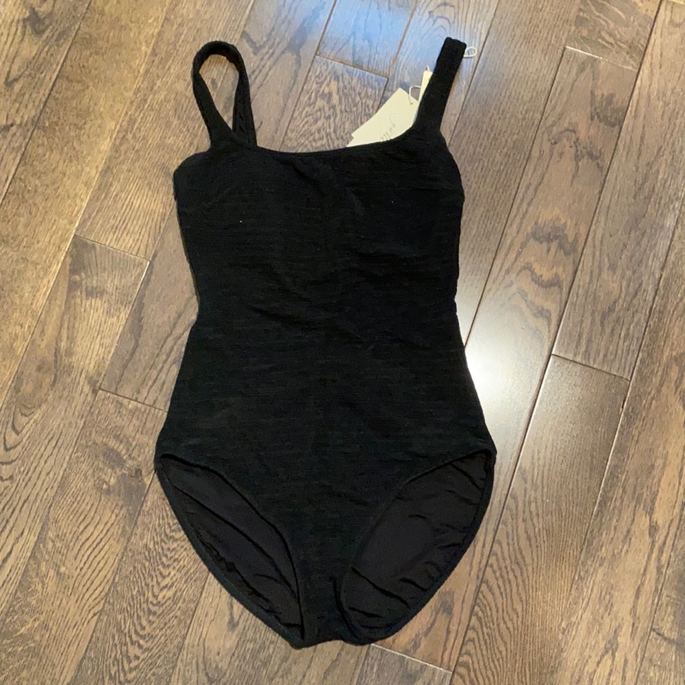 Gotex black one piece swimsuit